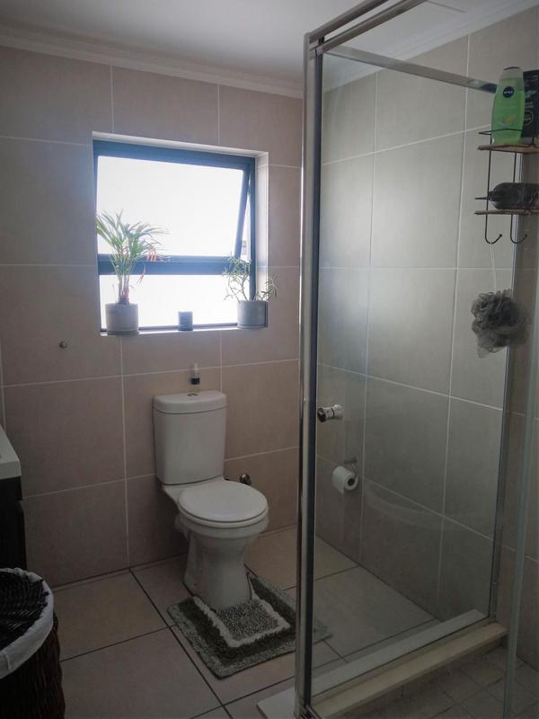 1 Bedroom Property for Sale in Sandown Western Cape